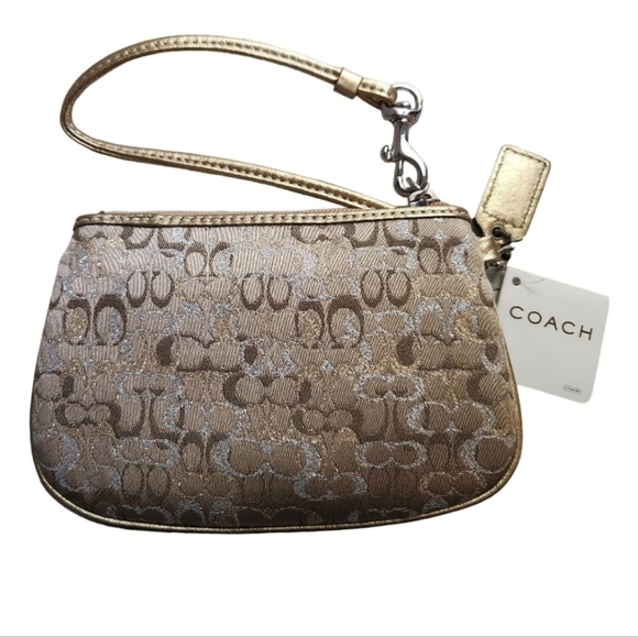 Coach Wristlet NWT - Picture 2 of 9